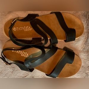 Patricia by spring step women’s size 38/7.5-8 black leather strap sandals